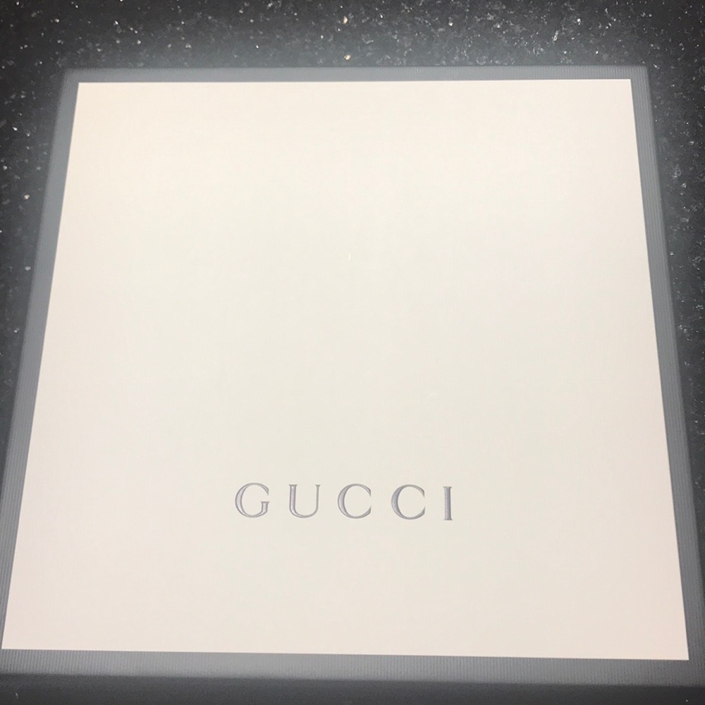 Gucci box